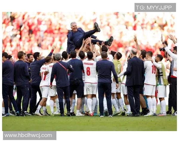 足球明星们对小罗拉的赞美与评价揭示了他的独特魅力与足球天赋